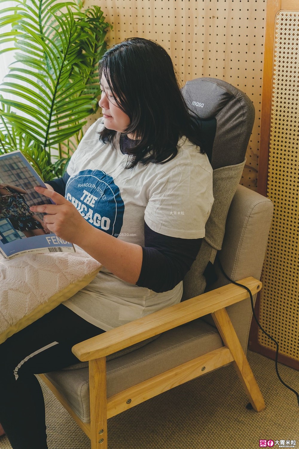 上班族肩頸酸痛救星「masa JOY PRO 智慧按摩椅墊」首創搖桿控制/揉推按擠五段力道~下班直接躺平按到爽│母親節禮物推薦│父親節禮物推薦