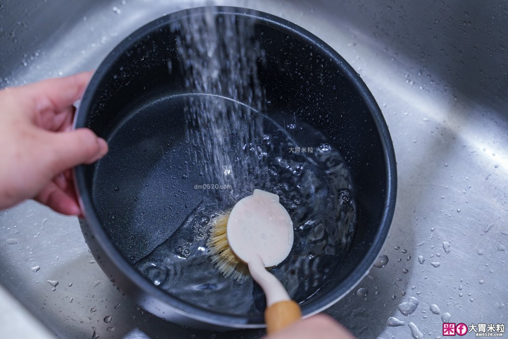 上班族晚餐救星「奇美4L微電腦智慧變壓全能鍋」煮飯最快8分鐘一鍋搞定~12道模式煮滷燉炒一鍋搞定