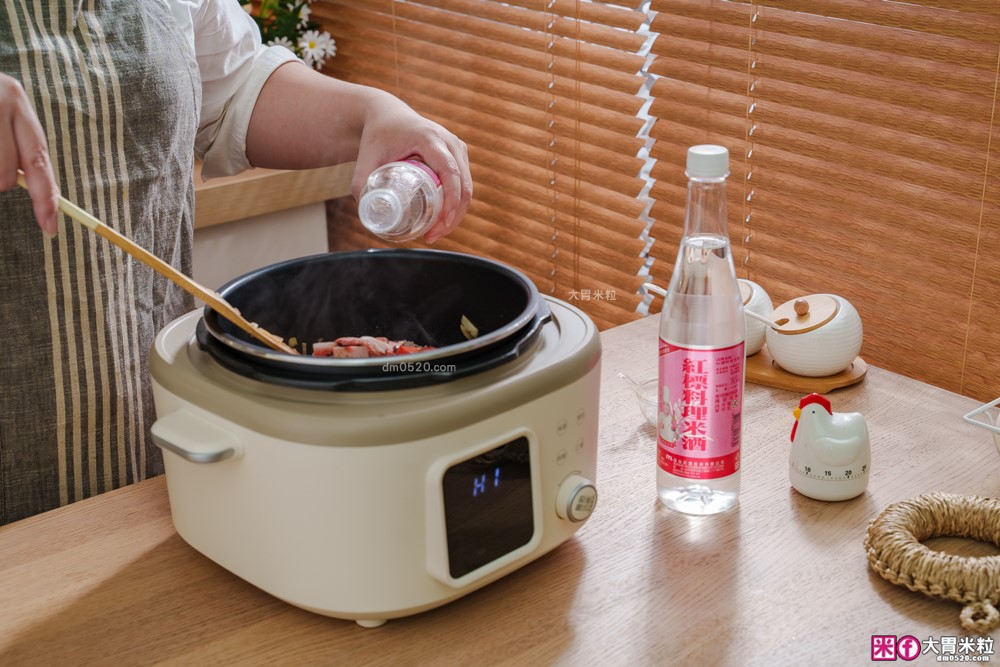 上班族晚餐救星「奇美4L微電腦智慧變壓全能鍋」煮飯最快8分鐘一鍋搞定~12道模式煮滷燉炒一鍋搞定