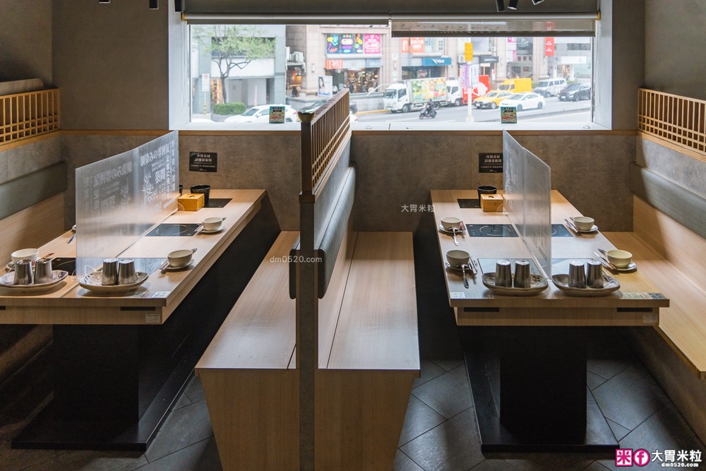 築間火鍋16周年全新菜單~380元起享受海陸雙拼+蔬菜自助吧吃到飽│築間火鍋2026菜單│台北火鍋吃到飽推薦