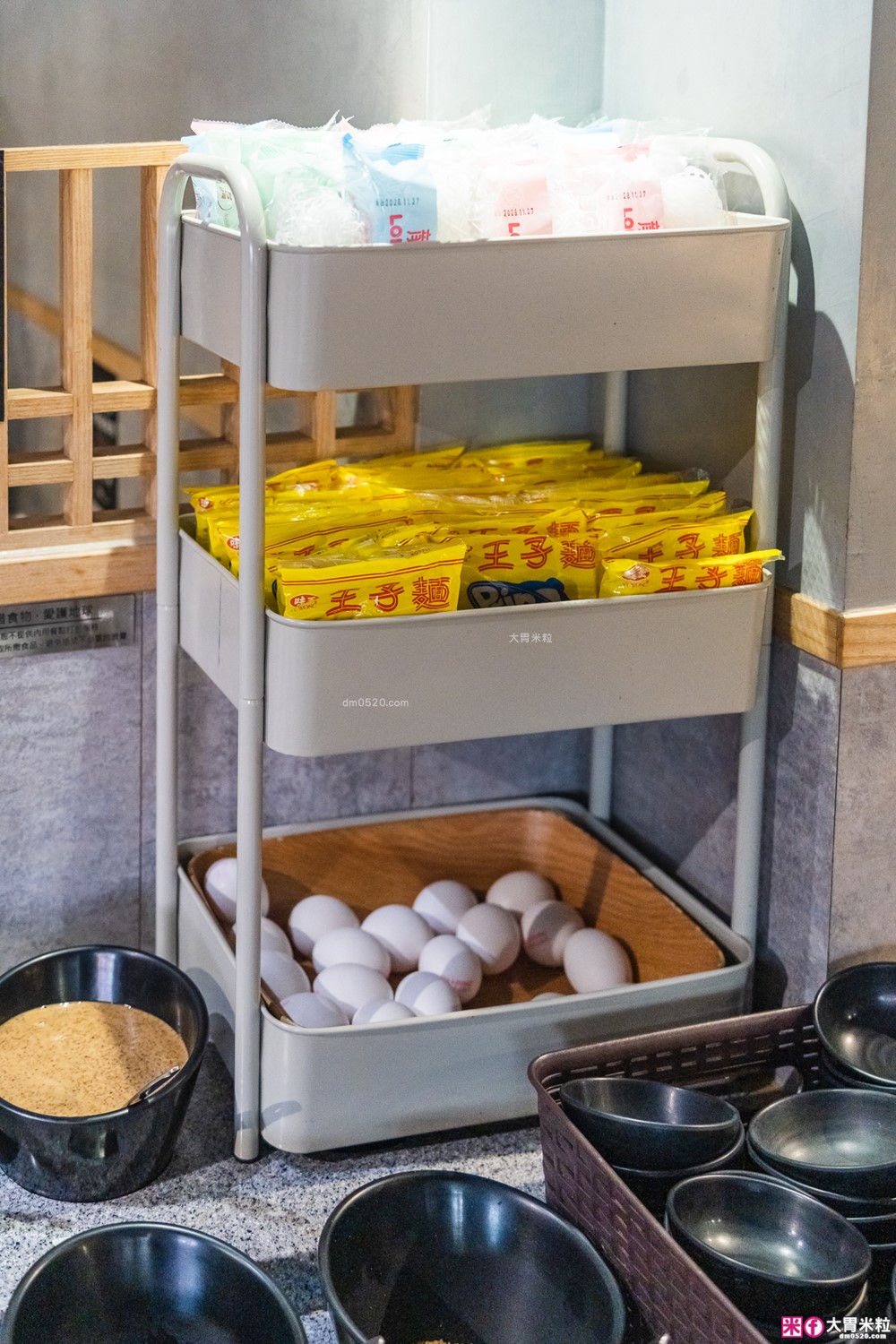 築間火鍋16周年全新菜單~380元起享受海陸雙拼+蔬菜自助吧吃到飽│築間火鍋2026菜單│台北火鍋吃到飽推薦