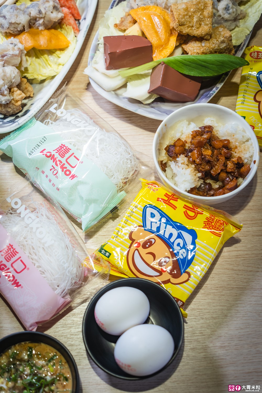 築間火鍋16周年全新菜單~380元起享受海陸雙拼+蔬菜自助吧吃到飽│築間火鍋2026菜單│台北火鍋吃到飽推薦