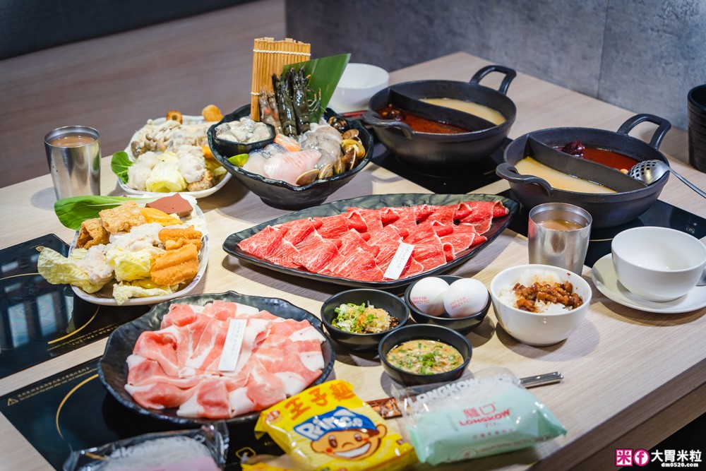 築間火鍋16周年全新菜單~380元起享受海陸雙拼+蔬菜自助吧吃到飽│築間火鍋2026菜單│台北火鍋吃到飽推薦