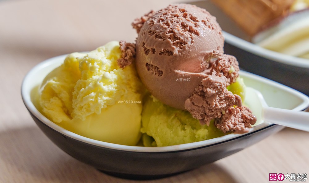 築間火鍋16周年全新菜單~380元起享受海陸雙拼+蔬菜自助吧吃到飽│築間火鍋2026菜單│台北火鍋吃到飽推薦