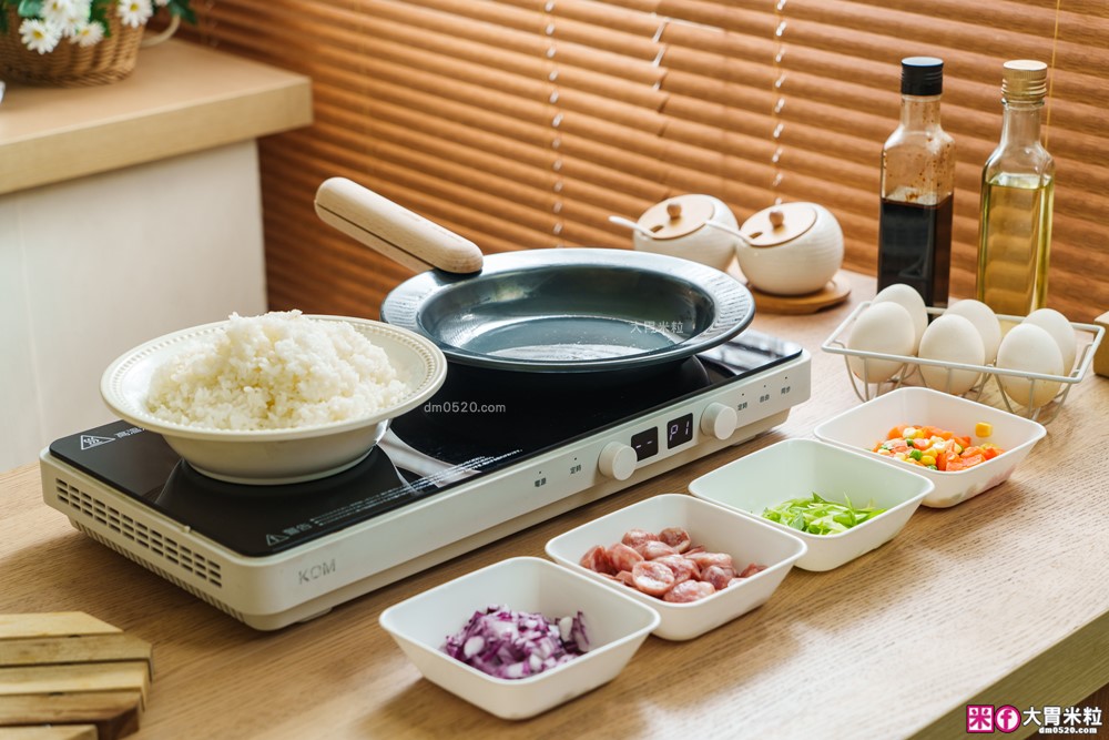 日本大阪70年鍛鐵老舖！山水「MIRAIKU黑御鍋」免開鍋/零塗層/鍋盤合一，料理秒變餐盤│日式鐵鍋推薦│露營鐵鍋推薦