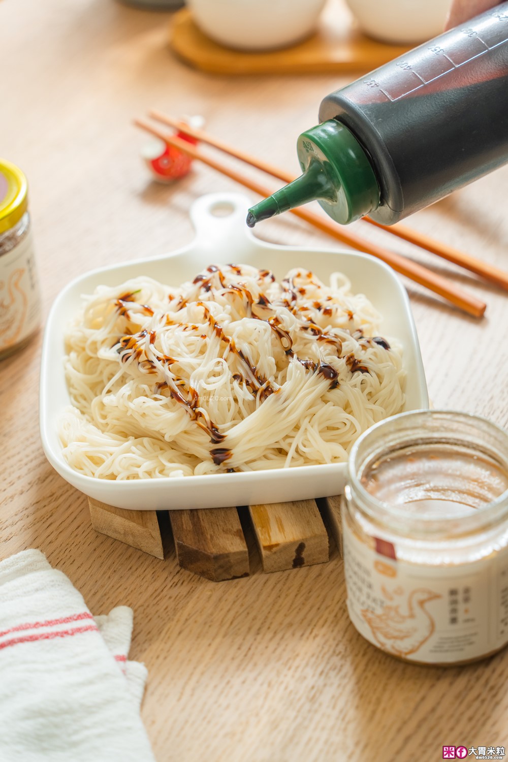 上班族料理救星「鄭記油蔥酥」金萃鵝油香蔥+青萃橄欖油香蔥│一匙萬用油蔥醬~拌飯拌麵都封神