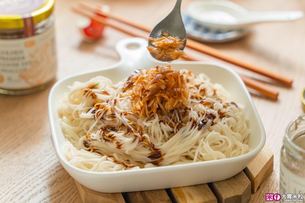 上班族料理救星「鄭記油蔥酥」金萃鵝油香蔥+青萃橄欖油香蔥│一匙萬用油蔥醬~拌飯拌麵都封神