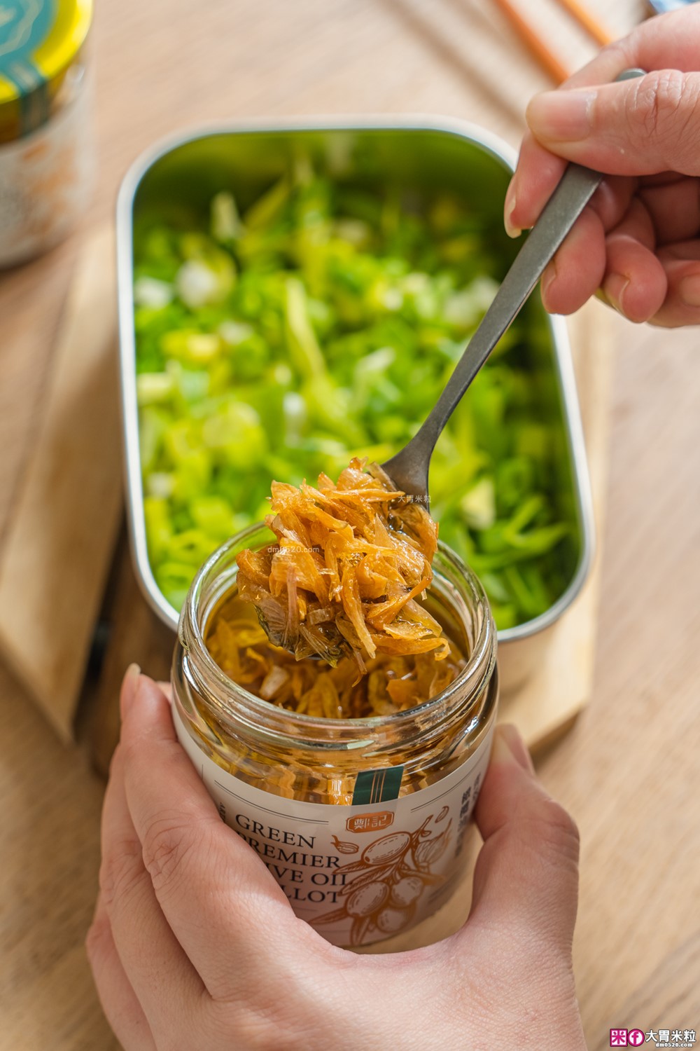 上班族料理救星「鄭記油蔥酥」金萃鵝油香蔥+青萃橄欖油香蔥│一匙萬用油蔥醬~拌飯拌麵都封神