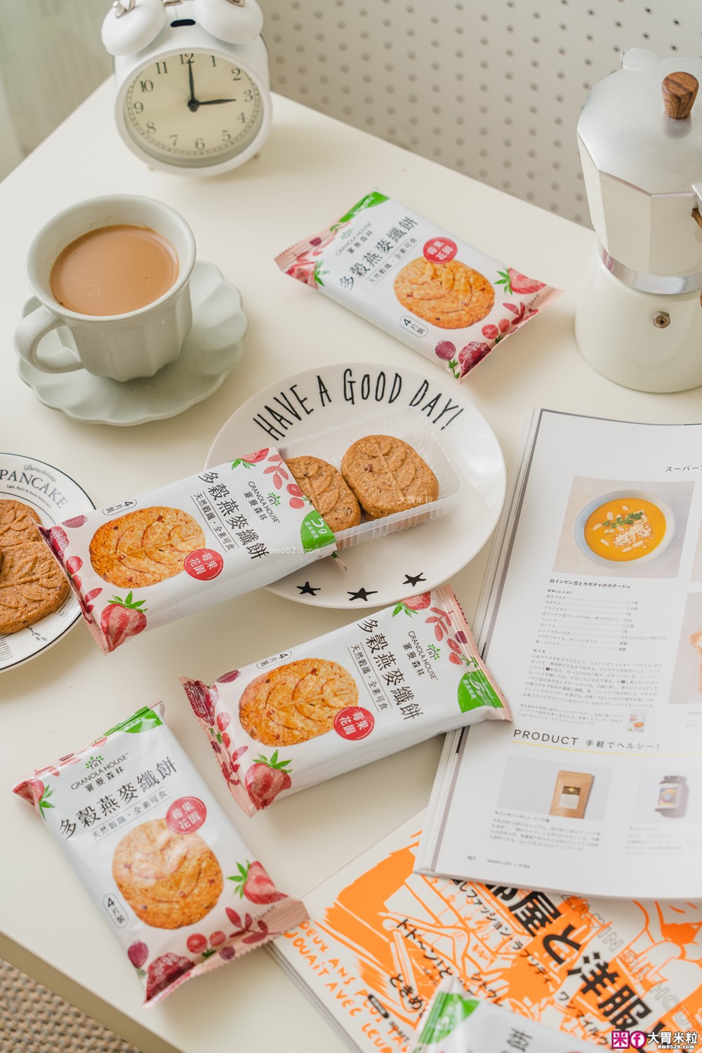 Costco好市多/全家必買限定開箱「宴麥森林 多穀燕麥纖餅-莓果花園」7種莓果x天然穀纖x低卡全素~餐間補纖神級零食！