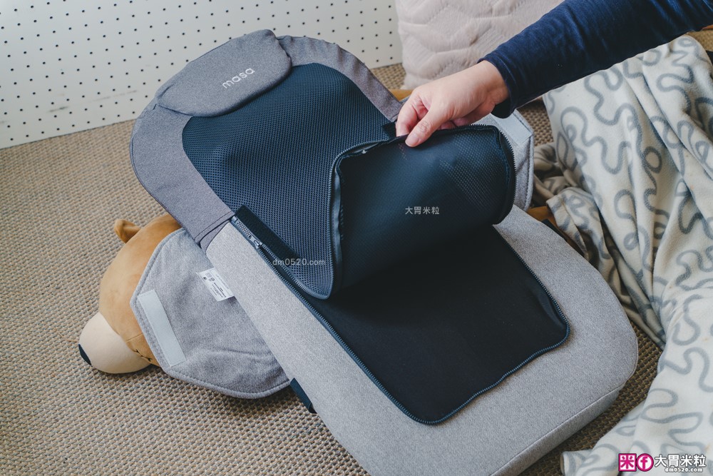 上班族肩頸酸痛救星「masa JOY PRO 智慧按摩椅墊」首創搖桿控制/揉推按擠五段力道~下班直接躺平按到爽│母親節禮物推薦│父親節禮物推薦