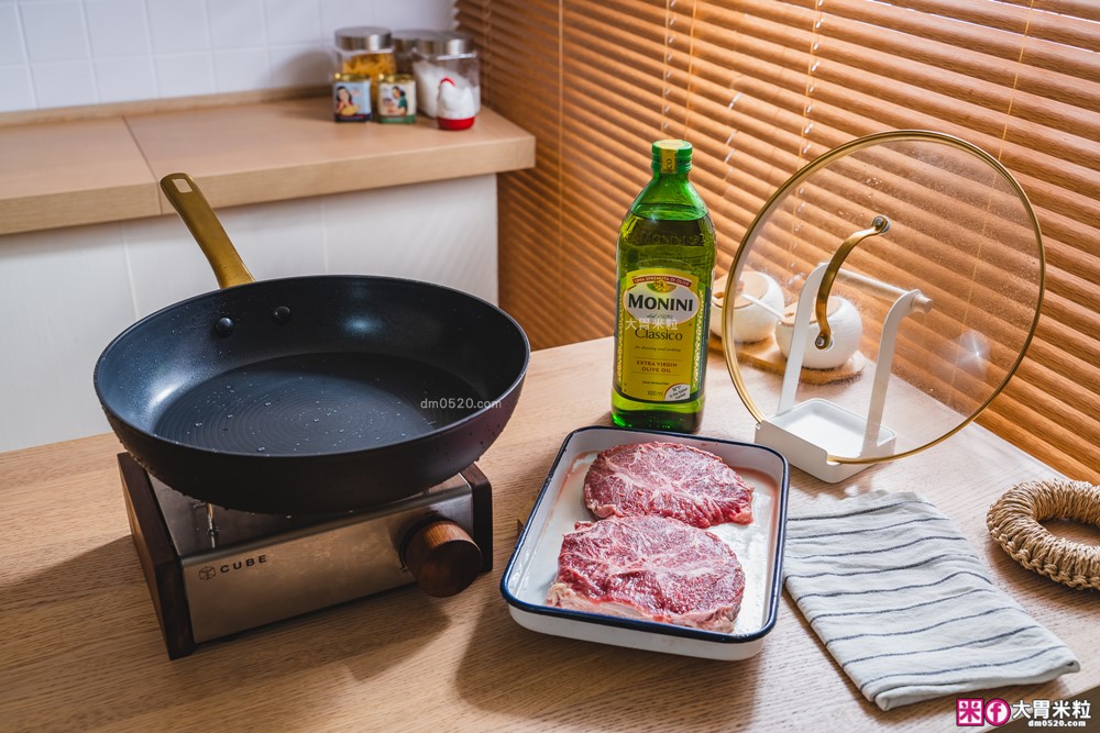 美國夢幻鍋具霸主「美亞FARBERWARE⿊⾦陶瓷不沾鍋具」三件組開箱~無PFAS/免養鍋/洗碗機也能進！