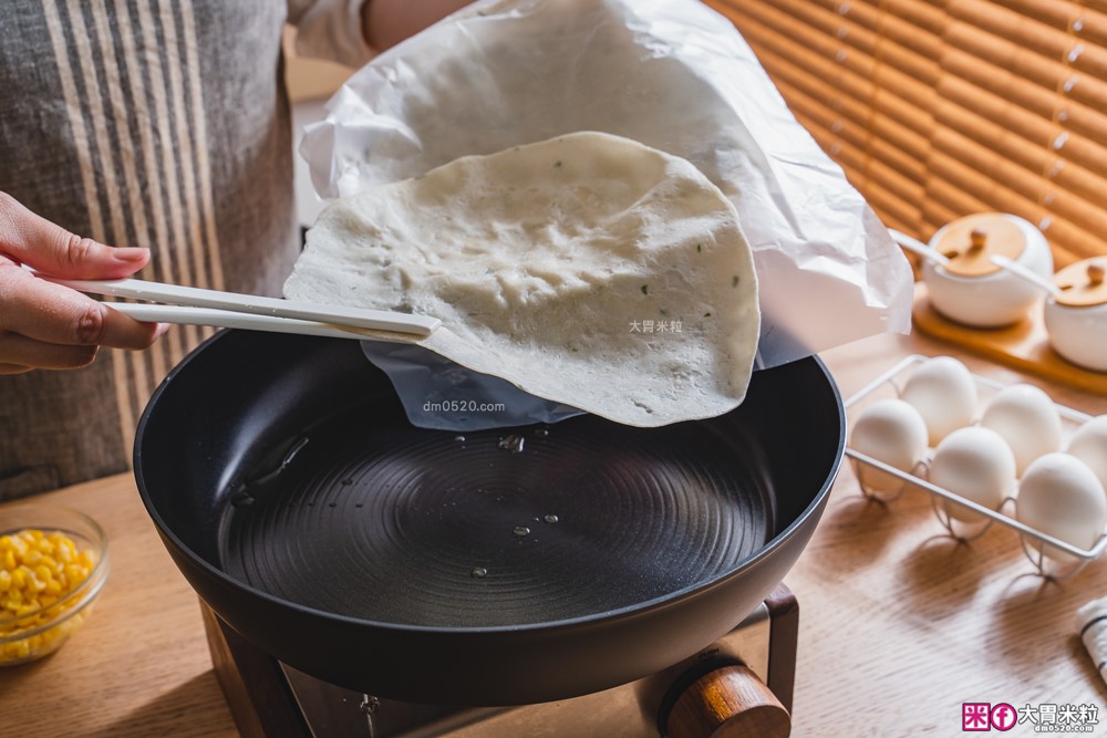 美國夢幻鍋具霸主「美亞FARBERWARE⿊⾦陶瓷不沾鍋具」三件組開箱~無PFAS/免養鍋/洗碗機也能進！