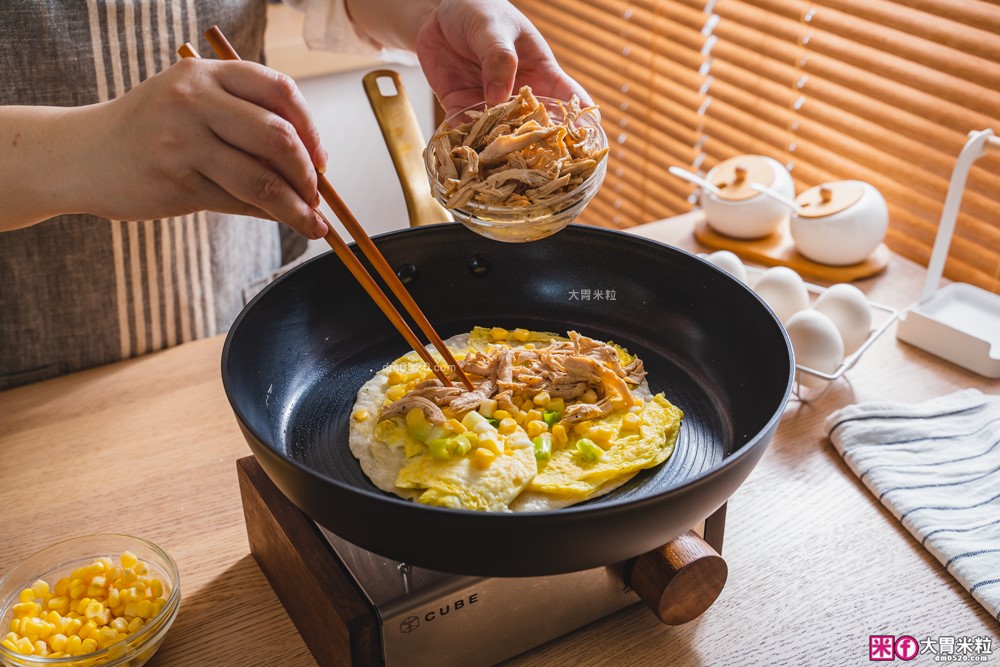 美國夢幻鍋具霸主「美亞FARBERWARE⿊⾦陶瓷不沾鍋具」三件組開箱~無PFAS/免養鍋/洗碗機也能進！