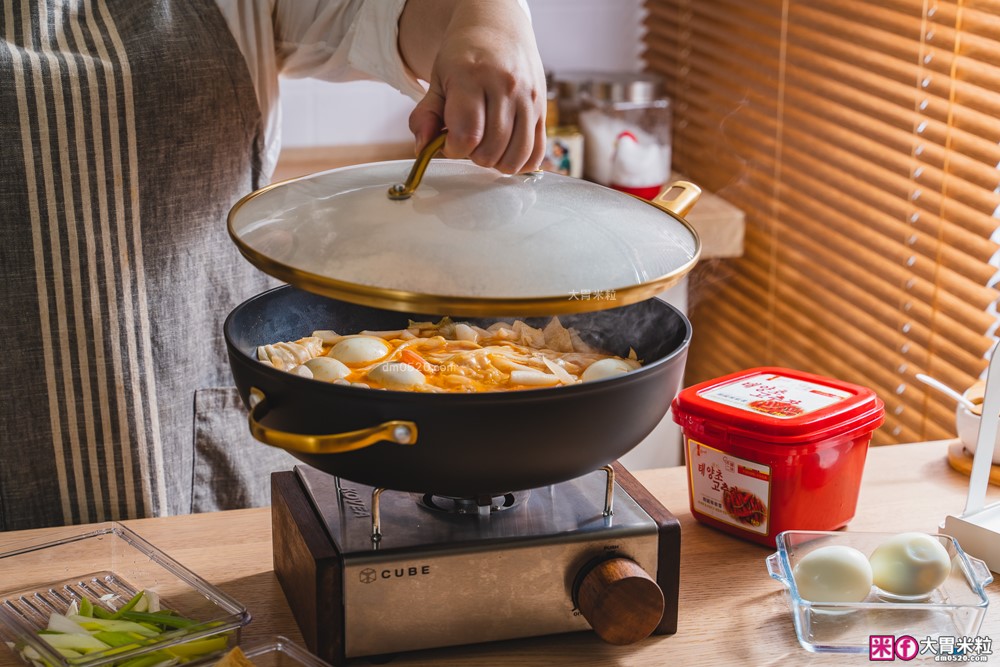 美國夢幻鍋具霸主「美亞FARBERWARE⿊⾦陶瓷不沾鍋具」三件組開箱~無PFAS/免養鍋/洗碗機也能進！