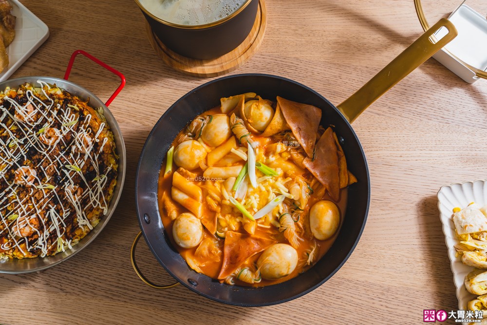 美國夢幻鍋具霸主「美亞FARBERWARE⿊⾦陶瓷不沾鍋具」三件組開箱~無PFAS/免養鍋/洗碗機也能進！