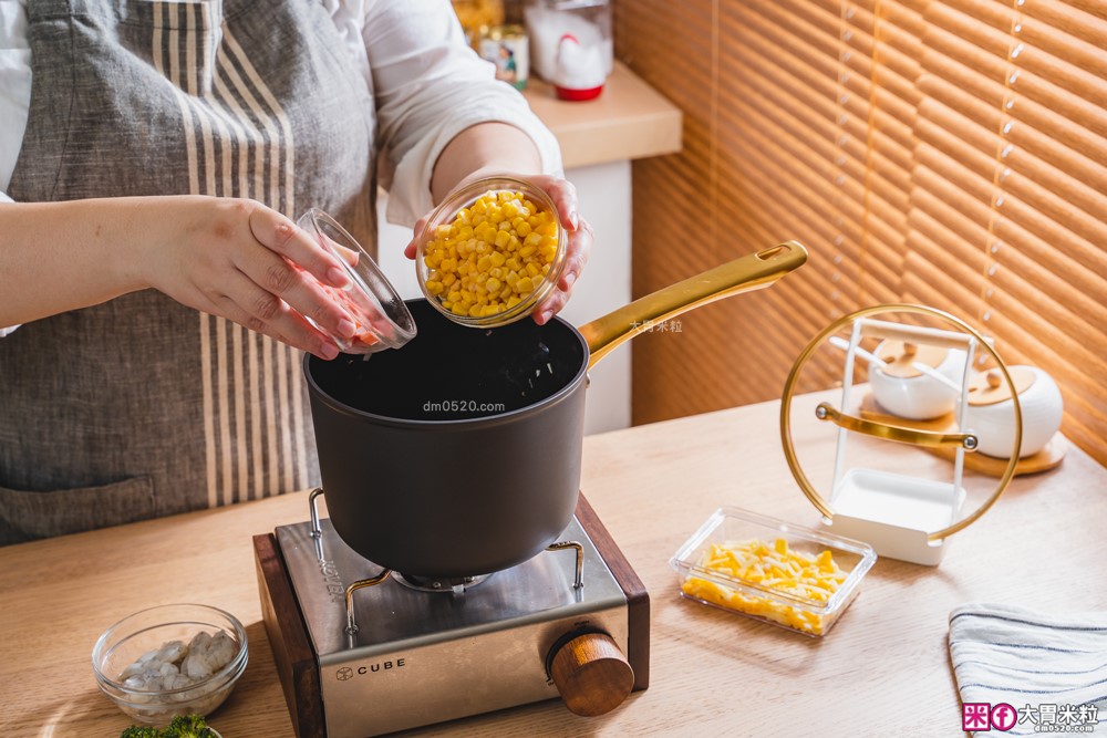 美國夢幻鍋具霸主「美亞FARBERWARE⿊⾦陶瓷不沾鍋具」三件組開箱~無PFAS/免養鍋/洗碗機也能進！