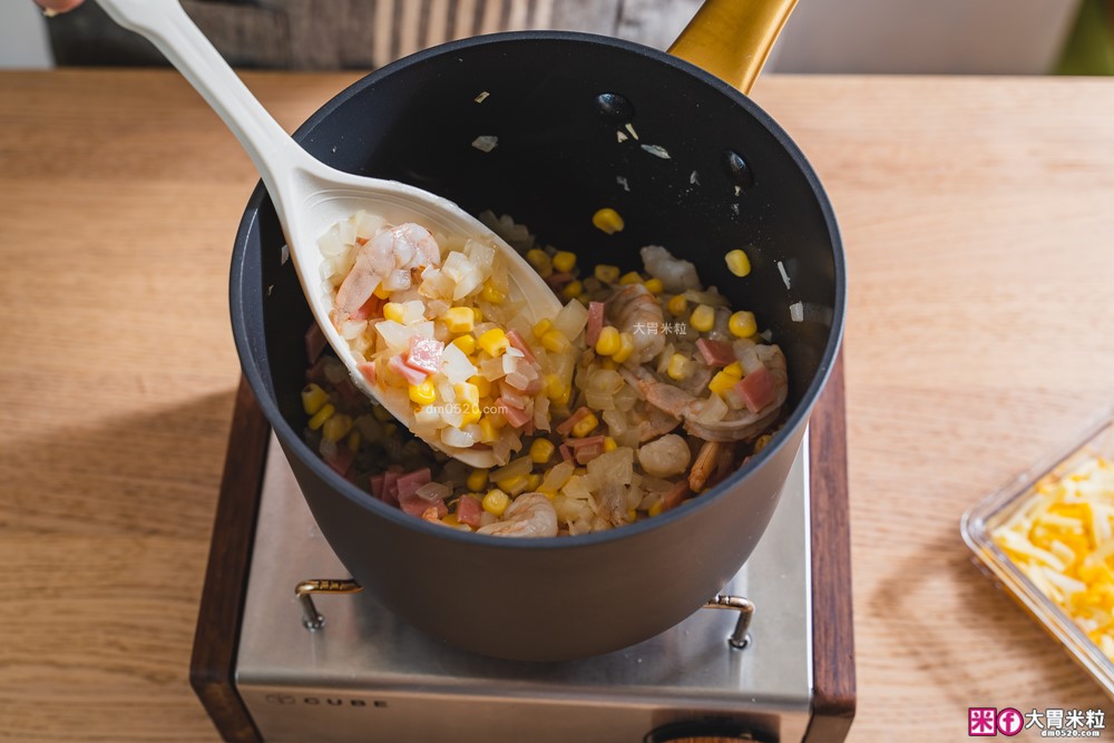 美國夢幻鍋具霸主「美亞FARBERWARE⿊⾦陶瓷不沾鍋具」三件組開箱~無PFAS/免養鍋/洗碗機也能進！