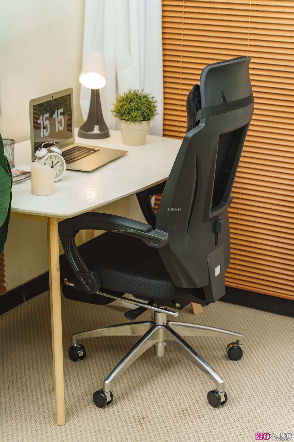 辦公室久坐救星「decopop Fit Body記憶人體工學椅」全身多點包覆支撐~腰痠不痛、辦公午睡一椅搞定