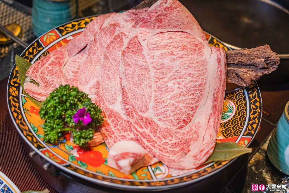 李聖傑歌手愛店來自京都「祇園.禪院壽喜燒專門店」全包廂預約~日本三大和牛一口入魂│台北大安信義安和壽喜燒名店推薦