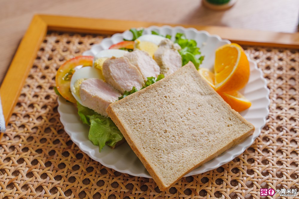 健身美食推薦│低醣【享喫醣】高蛋白能量吐司+高蛋白能量貝果，拯救麵包澱粉腦的減脂期神隊友！