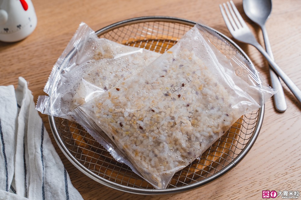 好市多線上獨家必買「名廚美饌冷凍胚芽米多穀熟飯」上班族/減脂飲控~減醣即食飯推薦│微波穀飯推薦