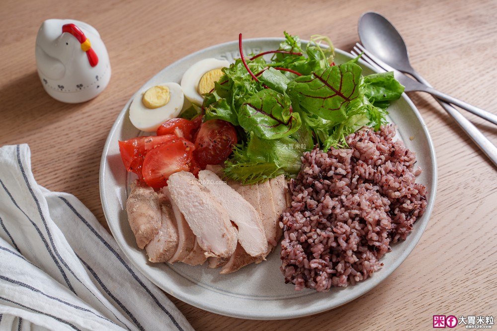 好市多線上獨家必買「名廚美饌冷凍胚芽米多穀熟飯」上班族/減脂飲控~減醣即食飯推薦│微波穀飯推薦