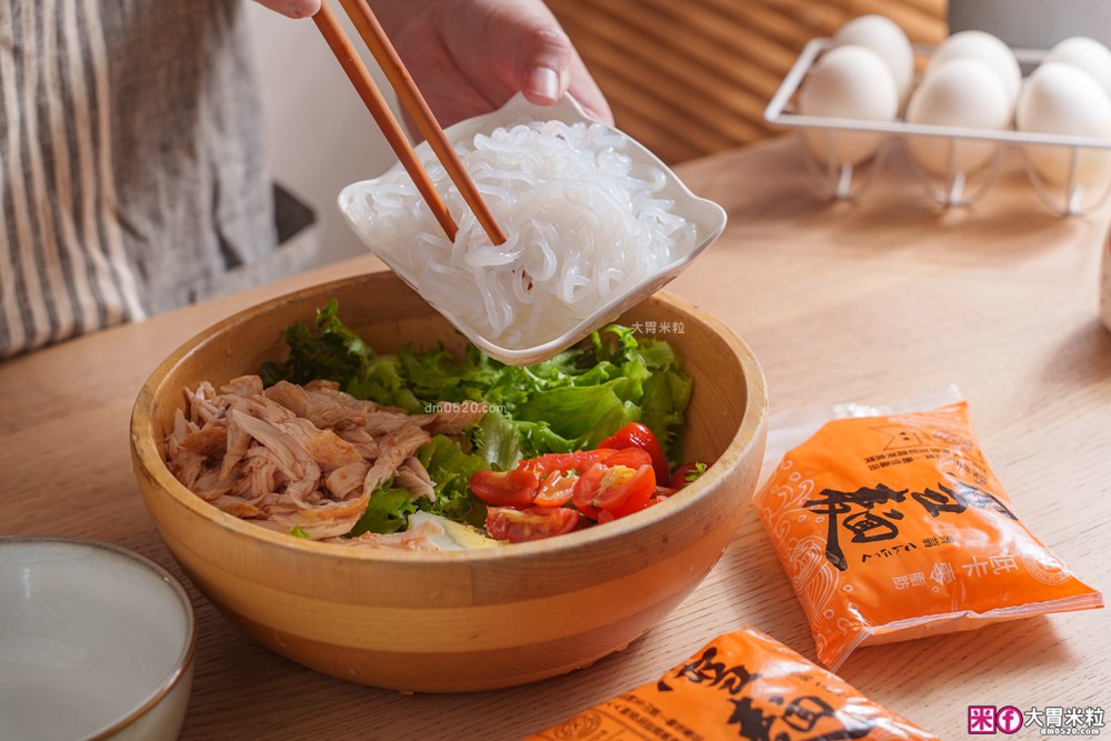 Costco好市多必買「名廚美饌 柚香和風低卡蒟蒻雪麵」低卡低糖高飽足~減脂期也能大口吃麵│蒟蒻麵推薦