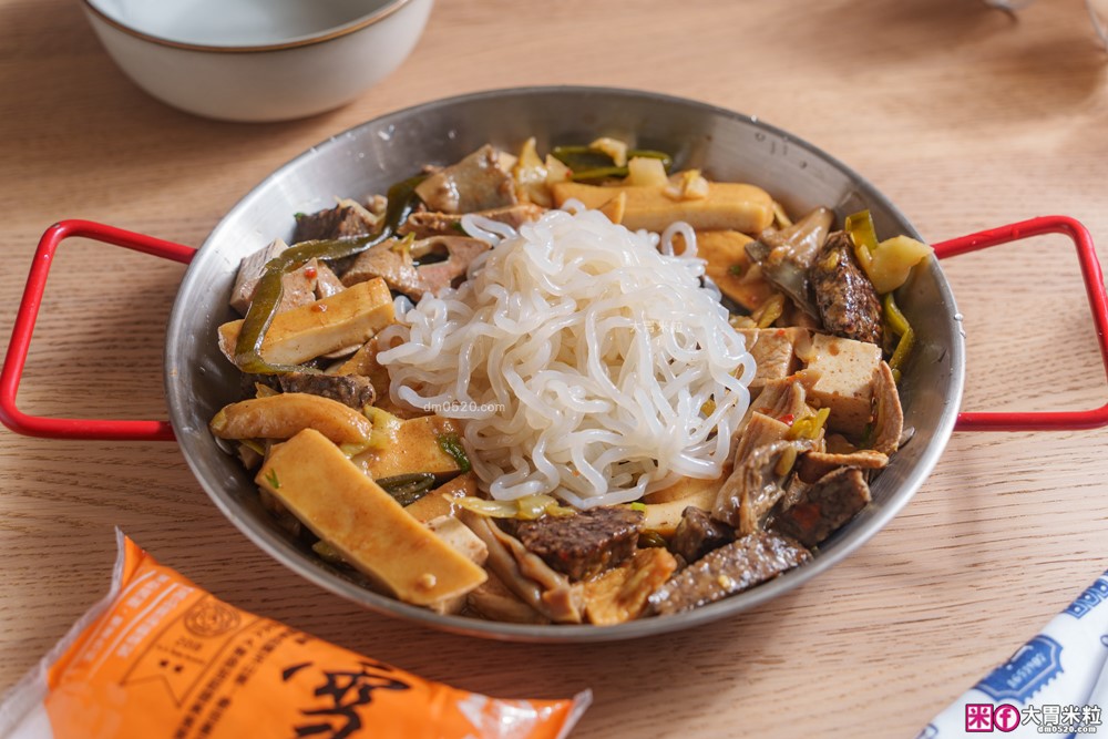 Costco好市多必買「名廚美饌 柚香和風低卡蒟蒻雪麵」低卡低糖高飽足~減脂期也能大口吃麵│蒟蒻麵推薦