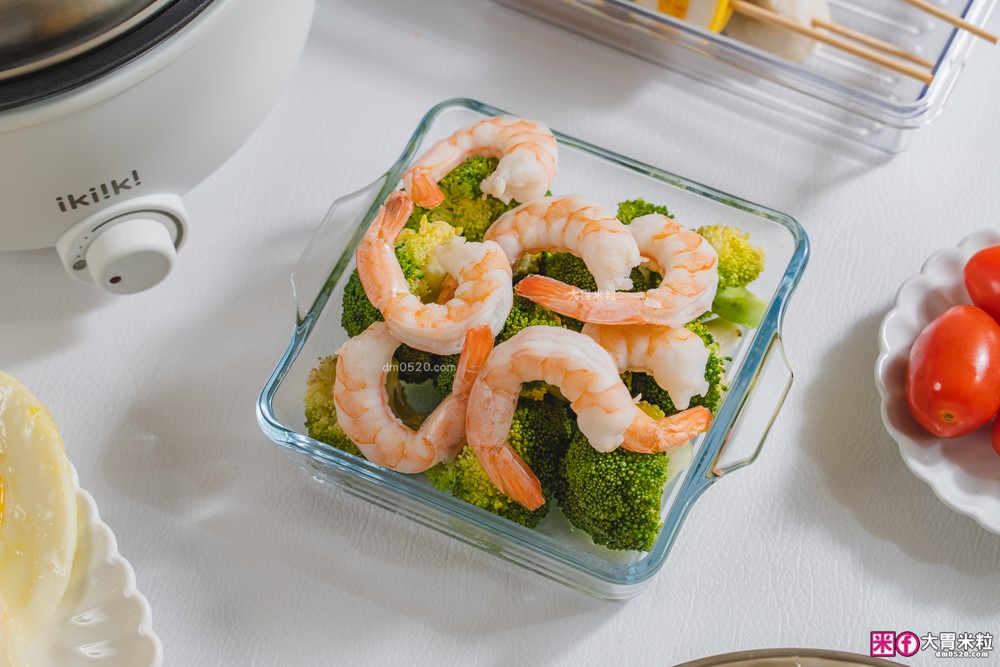 租屋族料理神器「ikiiki 和風多功能料理鍋」蒸煎炸煮鍋+凹槽防油罩+可堆疊~超省空間│多功能料理鍋推薦