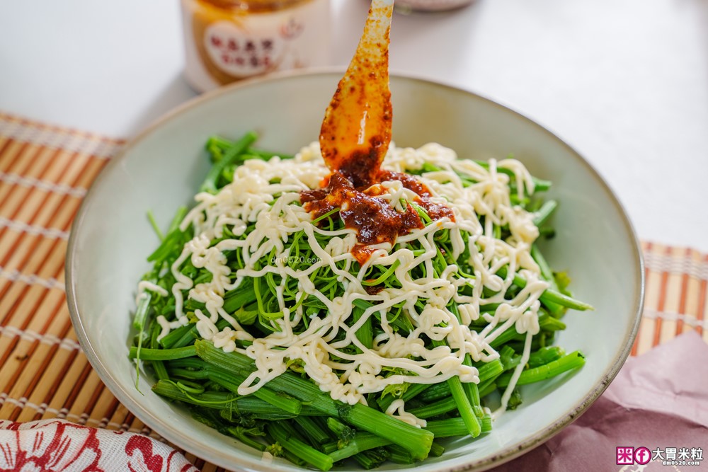 嗜辣族必囤神醬「茗天香 椒麻無雙百搭醬禮盒」拌麵拌飯/火鍋沾醬有這一罐就無敵│好吃花椒醬推薦│茗天香評價開箱