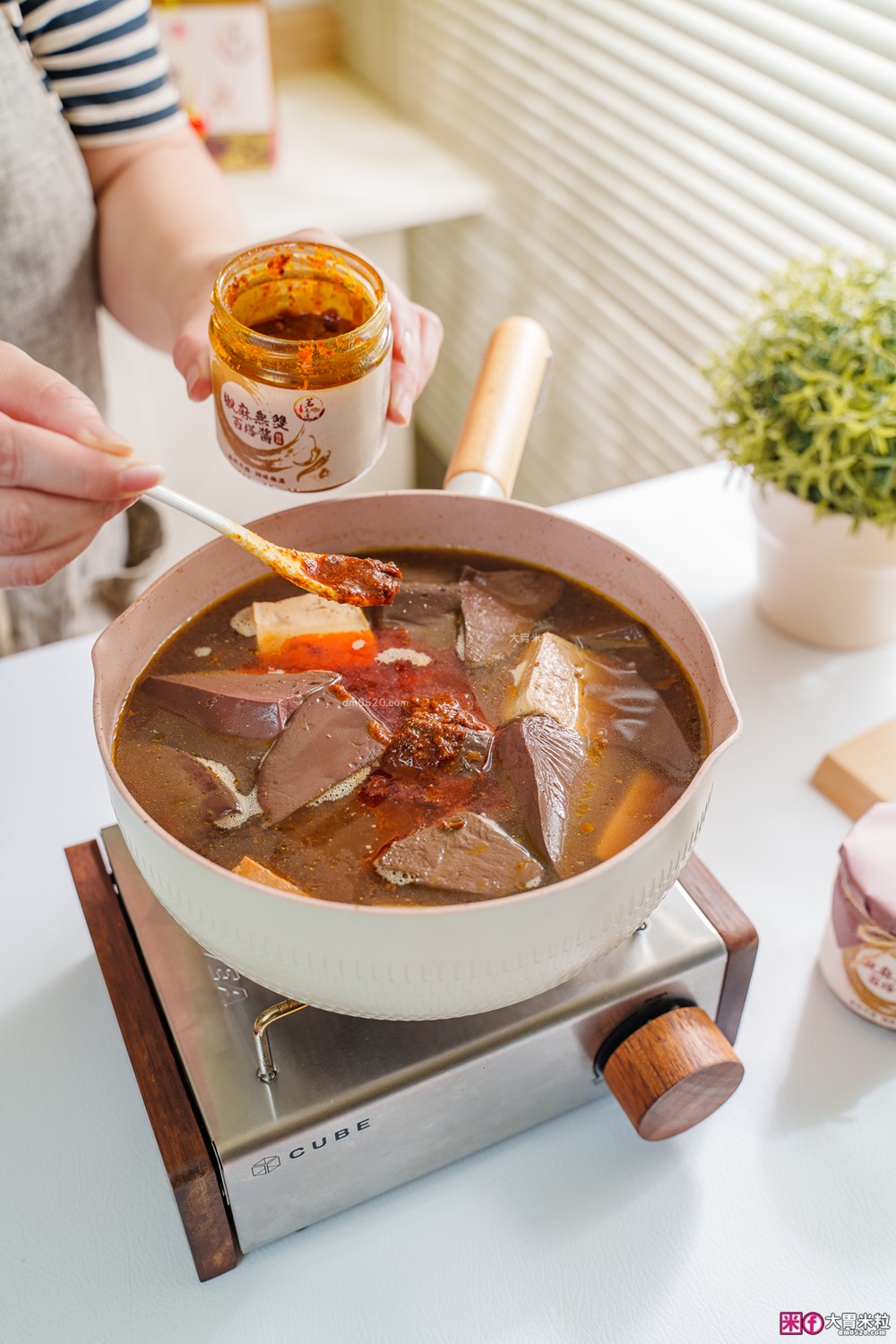 嗜辣族必囤神醬「茗天香 椒麻無雙百搭醬禮盒」拌麵拌飯/火鍋沾醬有這一罐就無敵│好吃花椒醬推薦│茗天香評價開箱