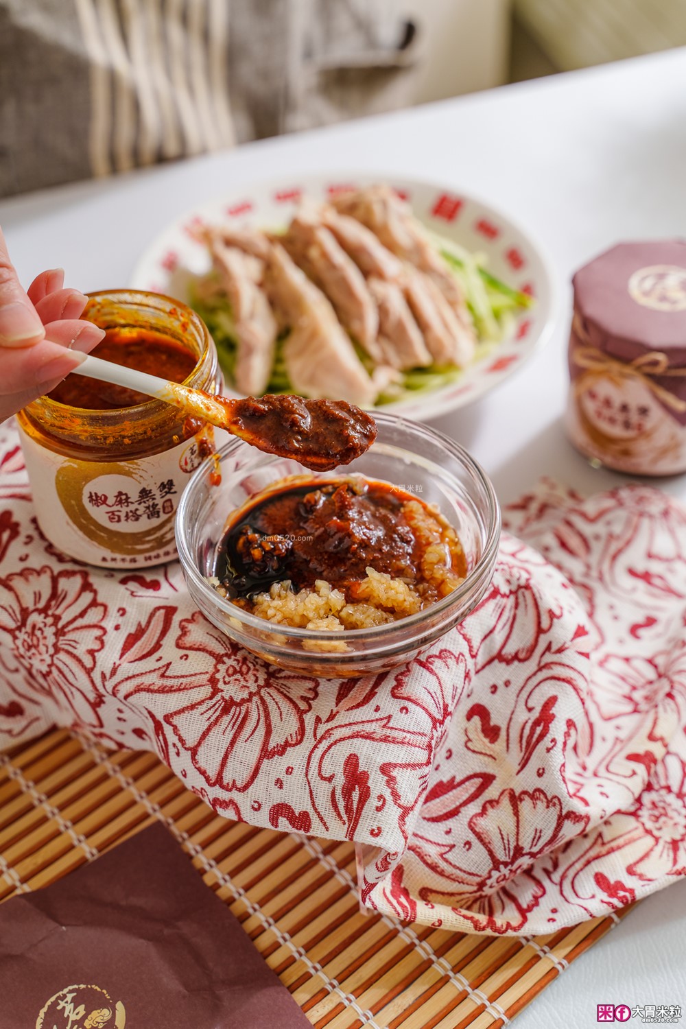嗜辣族必囤神醬「茗天香 椒麻無雙百搭醬禮盒」拌麵拌飯/火鍋沾醬有這一罐就無敵│好吃花椒醬推薦│茗天香評價開箱