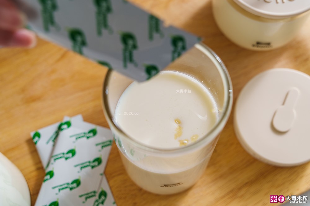 自製優格省錢大作戰「日本 BRUNO 優格機 開箱」一鍵發酵還會自動冷藏~加碼六道超滿足低卡減脂料理！