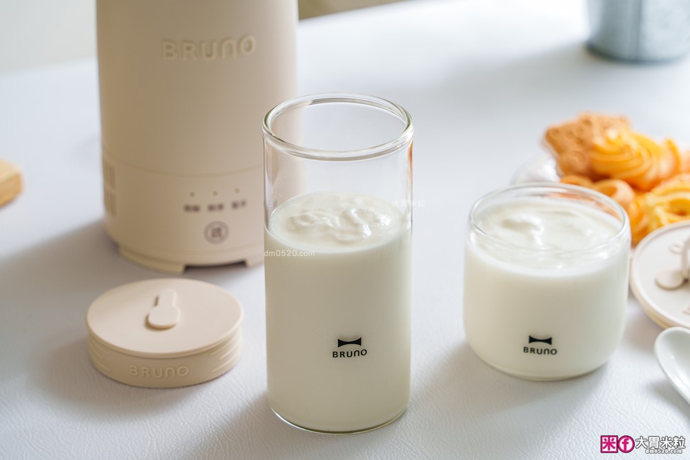 自製優格省錢大作戰「日本 BRUNO 優格機 開箱」一鍵發酵還會自動冷藏~加碼六道超滿足低卡減脂料理！