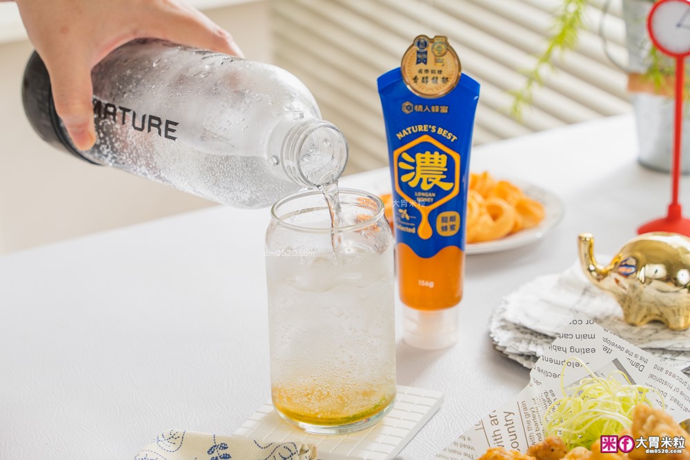全聯純蜂蜜挑選推薦「情人蜂蜜」60年老字號蜂蜜品牌開箱｜蜂蜜擠壓瓶推薦+ 蜂蜜料理食譜分享