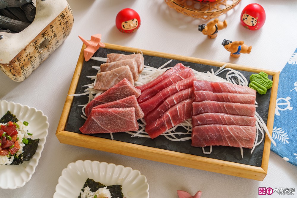 不用跑東港~「華得水產」屏東東港黑鮪魚宅配到府~爆吃「黑鮪魚生魚片上腹/下腹/皮油生魚片」開箱