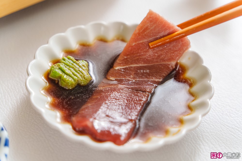 不用跑東港~「華得水產」屏東東港黑鮪魚宅配到府~爆吃「黑鮪魚生魚片上腹/下腹/皮油生魚片」開箱