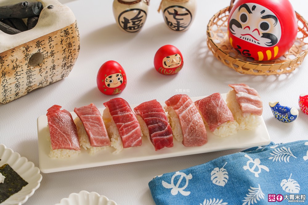 不用跑東港~「華得水產」屏東東港黑鮪魚宅配到府~爆吃「黑鮪魚生魚片上腹/下腹/皮油生魚片」開箱