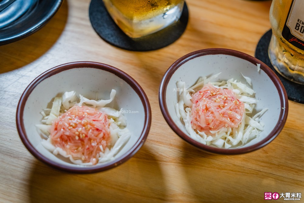 三重巷弄隱藏神店「神居居酒屋」平日啤酒清酒無限暢飲+炸牛腸、魟魚鰭一夜干超驚豔