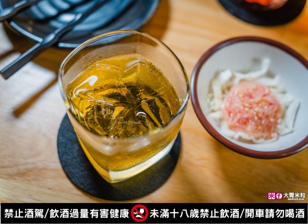 三重巷弄隱藏神店「神居居酒屋」平日啤酒清酒無限暢飲+炸牛腸、魟魚鰭一夜干超驚豔