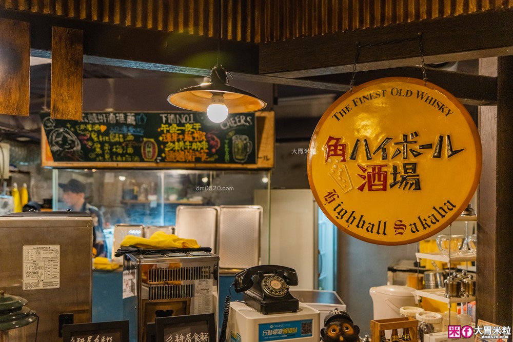 老饕激推台北居酒屋「彡耕居食事所 」隱身市民大道的日式昭和風深夜食堂│500碗得獎居酒屋推薦│台北市民大道居酒屋推薦