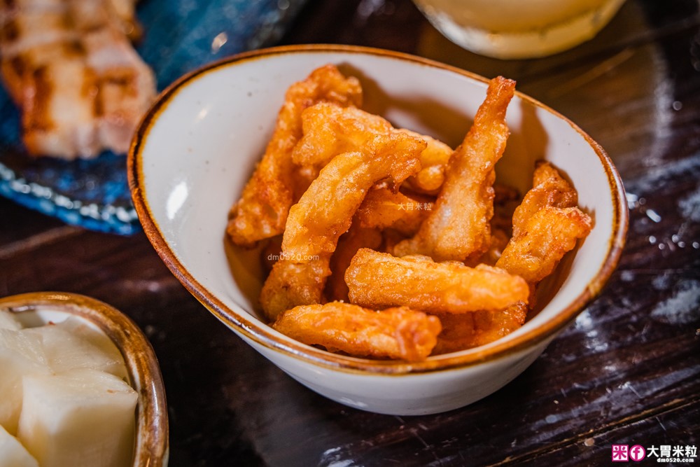 老饕激推台北居酒屋「彡耕居食事所 」隱身市民大道的日式昭和風深夜食堂│500碗得獎居酒屋推薦│台北市民大道居酒屋推薦