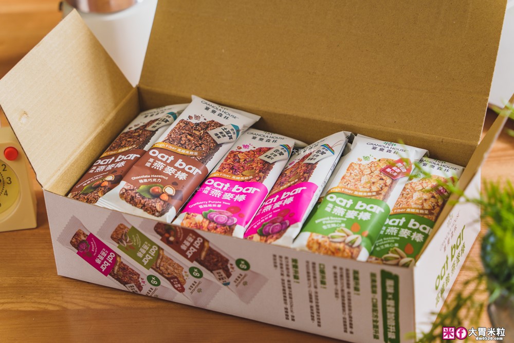 好市多獨家新品「宴麥森林 高纖脆燕麥棒」全新升級高纖新口味~榛果巧克力x杏芝開心果x蔓越莓紫薯│燕麥棒推薦