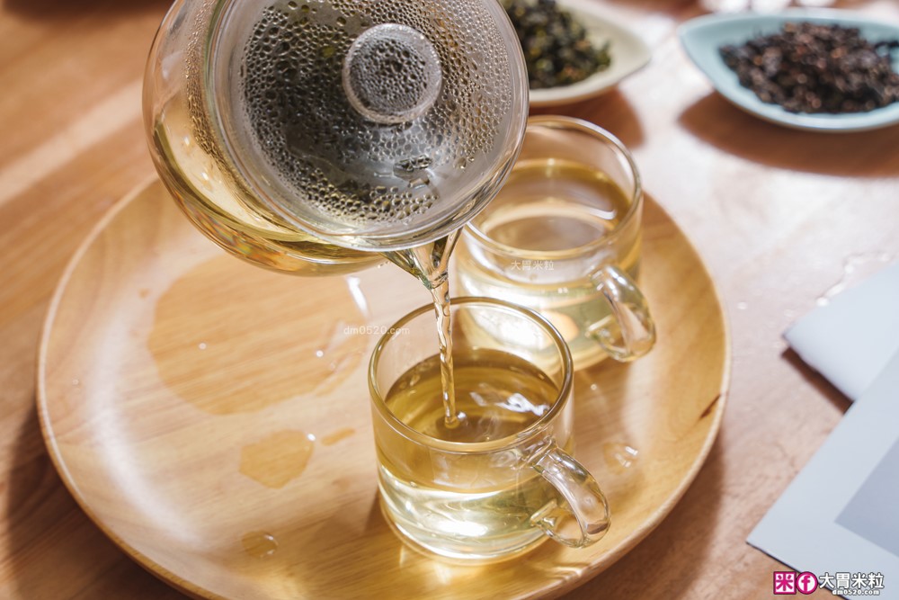 杰興茶行評價│蝦皮月銷破百包烏龍綠茶+紅茶開箱，三代製茶工藝~冷泡熱泡都好喝│冷泡茶葉推薦