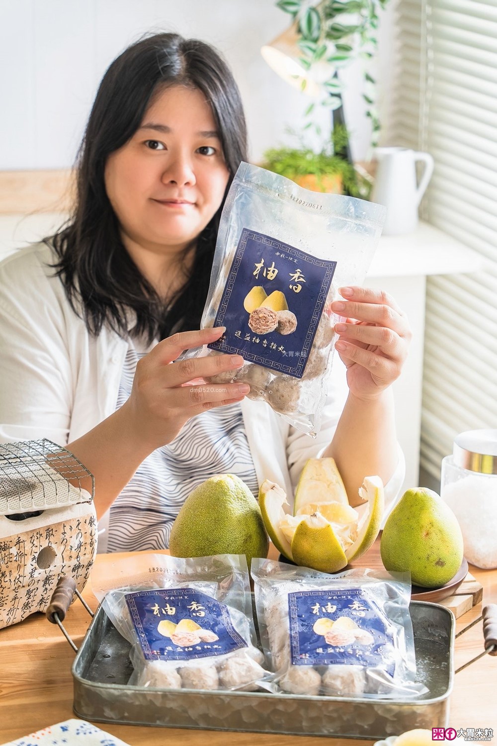 宅配新竹貢丸推薦「進益摃丸」中秋限定「柚香摃丸」烤肉煮湯都超搭│進益柚香摃丸評價 宅配新竹貢丸推薦「進益摃丸」中秋限定「柚香摃丸」烤肉煮湯都超搭│進益柚香摃丸評價