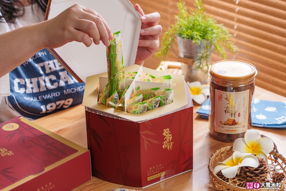 彰化蛋捲買哪家?「屈家手作蛋捲」全台獨家竹節造型~年節送禮超有面子│網購蛋捲禮盒開箱│彰化點心伴手禮推薦