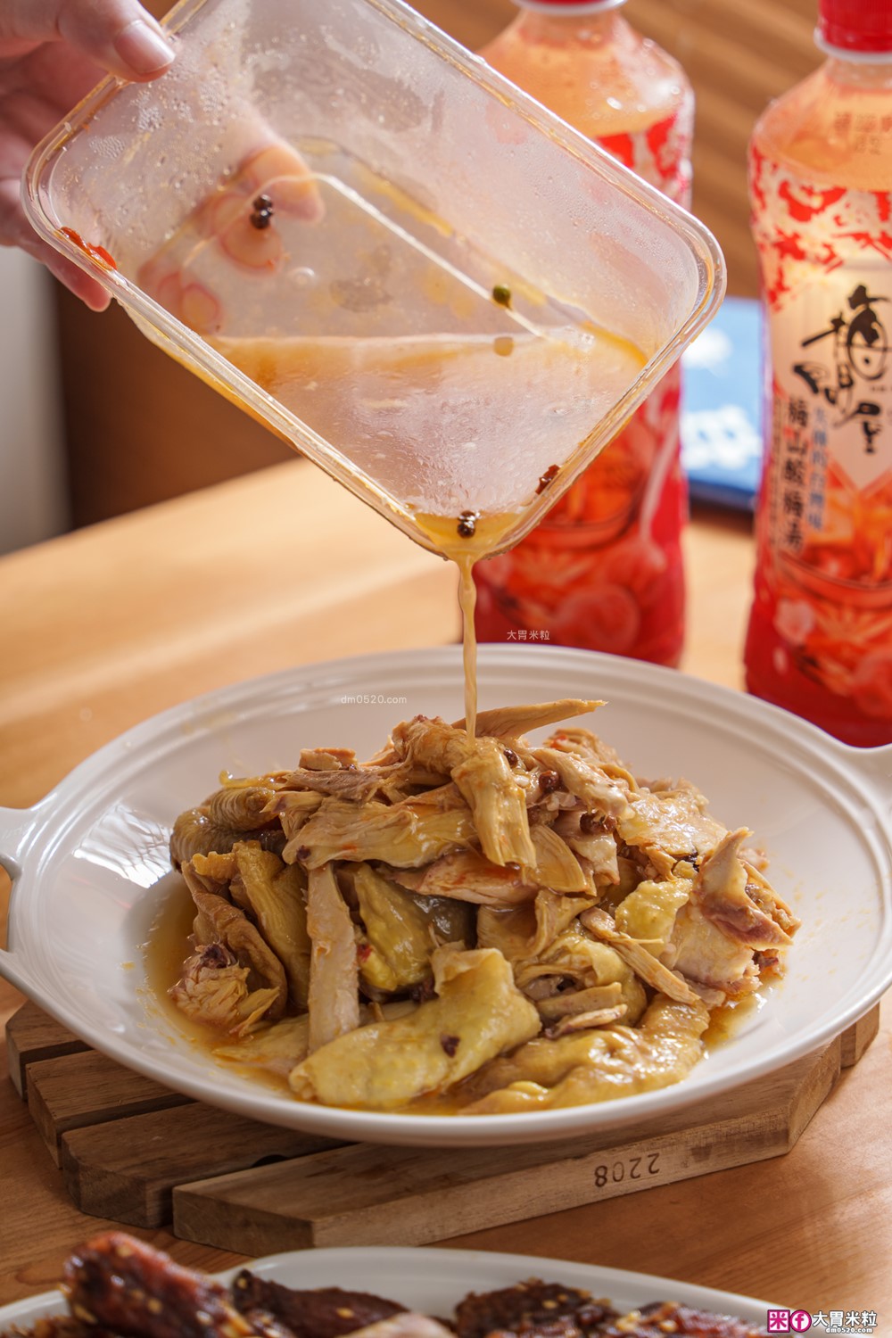 永和滷味推薦！開箱「胖胖虎滷味」川式油滷專門店，限量甜皮鴨與藤椒手撕雞太欠吃！