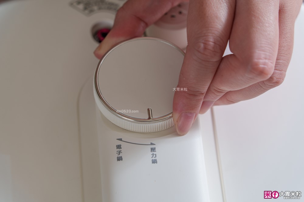實測「山水好日鍋 微電腦電子壓力鍋」一鍋10模式搞定燉肉/全雞/煮飯/火鍋~忙碌上班族省時料理神器