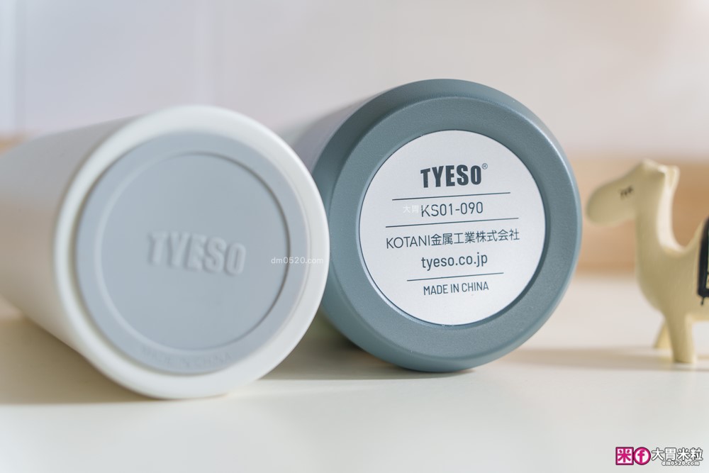 TYESO 環保杯評價|TYESO羽量彈跳隨行杯+TYESO氣泡飲鎖壓瓶實測!通勤/野餐兩款環保杯一次開箱 TYESO 環保杯評價|TYESO羽量彈跳隨行杯+TYESO氣泡飲鎖壓瓶實測!通勤/野餐兩款環保杯一次開箱