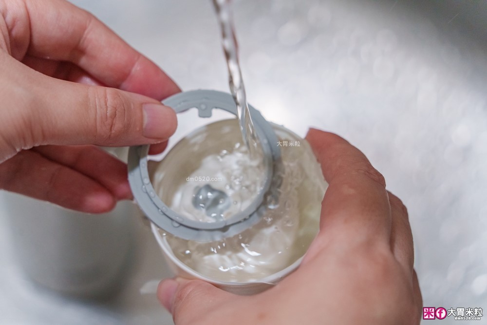 TYESO 環保杯評價｜TYESO羽量彈跳隨行杯+TYESO氣泡飲鎖壓瓶實測！通勤/野餐兩款環保杯一次開箱
